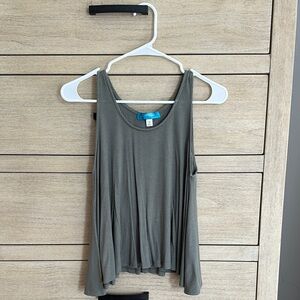 Buttons Green Pleated Sleeveless Tank Top